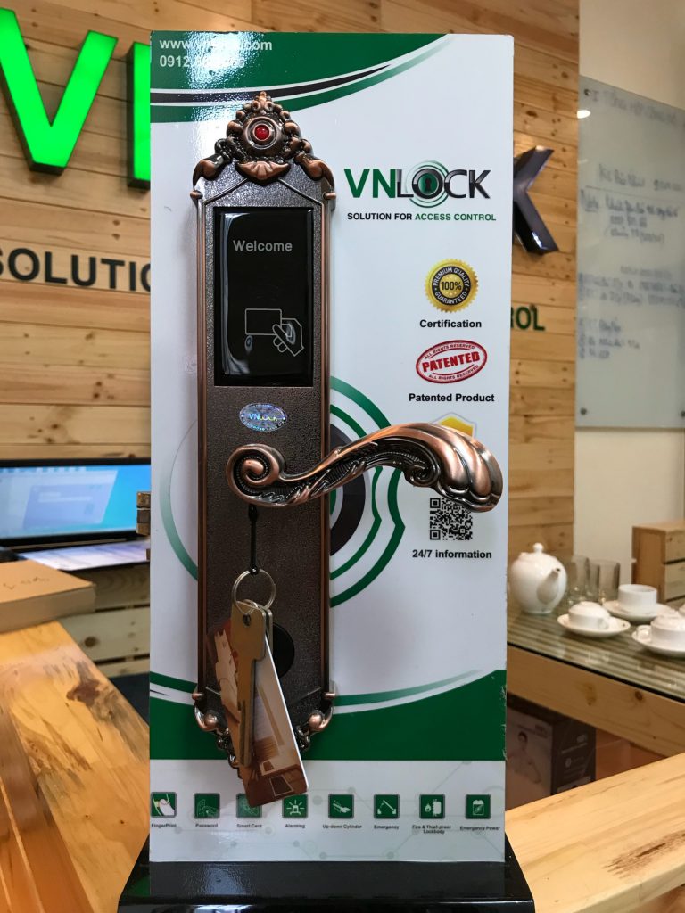 Khóa thẻ từ VN-8035